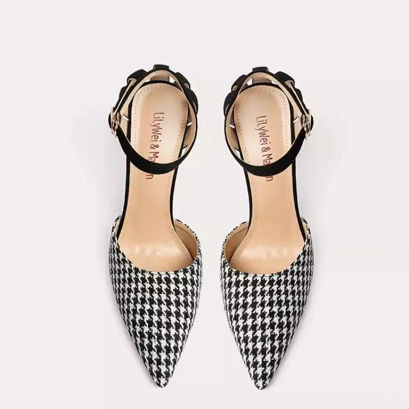 Рисунок 3 - Туфли женские с острым носком