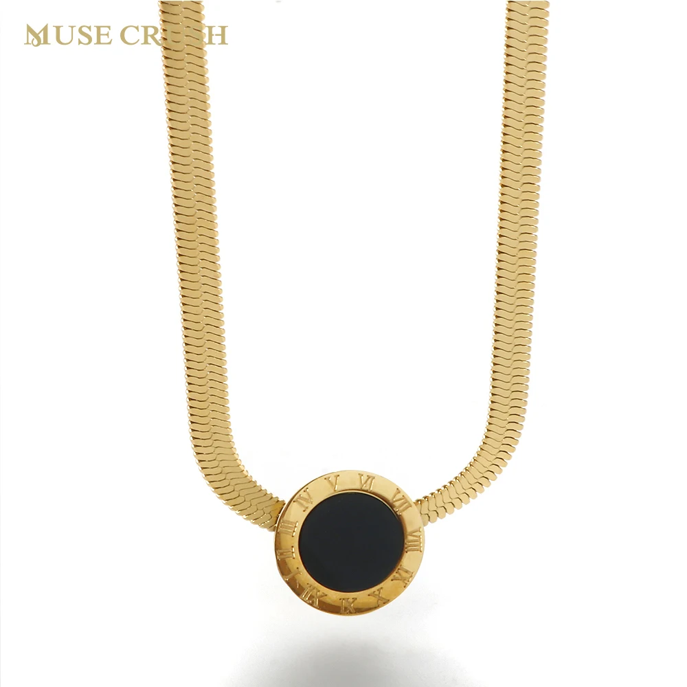 

Muse Crush New Black Shell Roman Numerals Pendant Necklace Stainless Steel Gold Plated Snake Chain Necklaces for Women Men