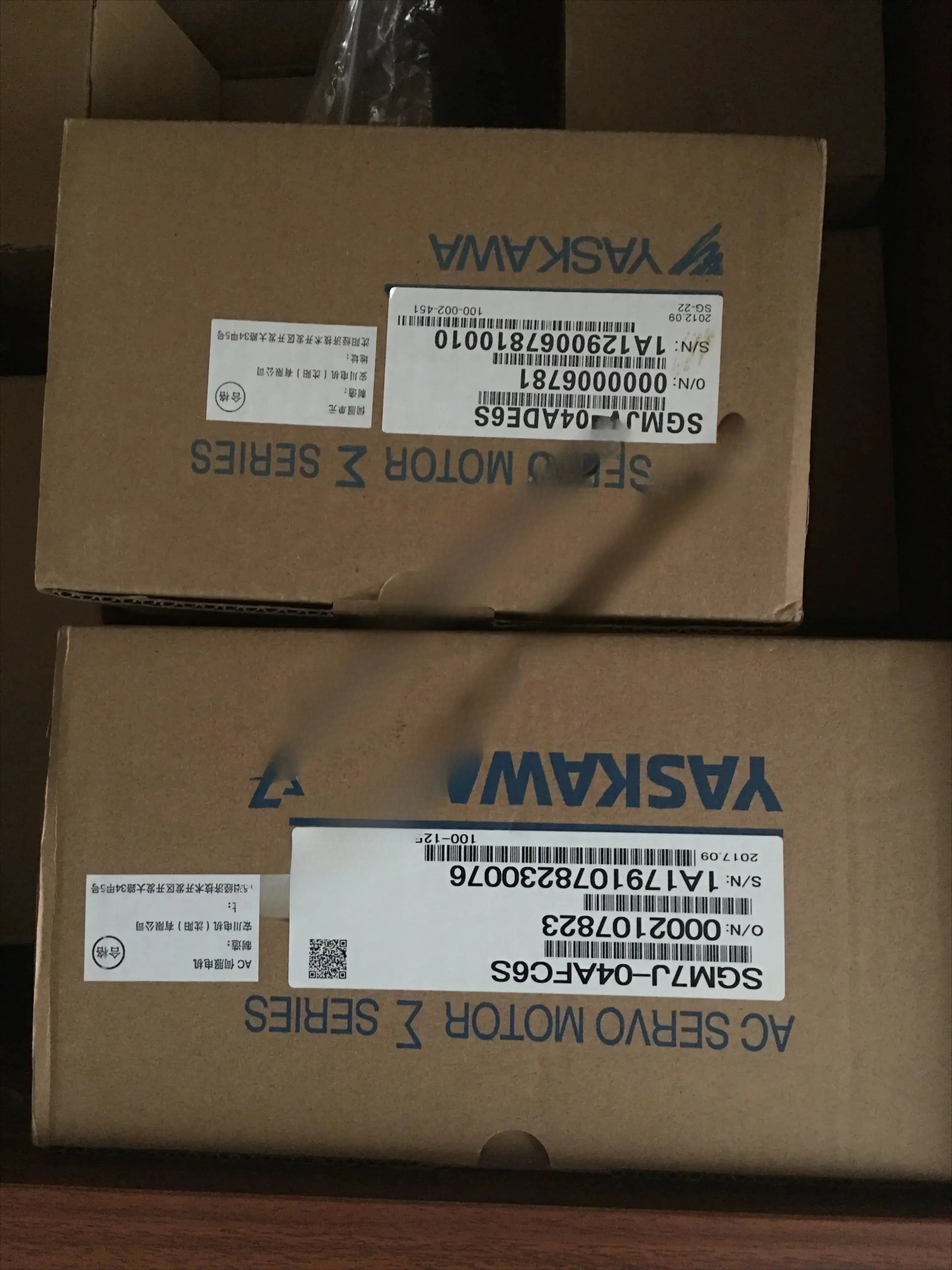 Новый оригинальный сервокомплект SGDV-2R8A01B002000 SJV-046S SJV-04AFC6S с гарантией на 1 год (art.: 3920dccd4ee33) - 3920dccd4ee33