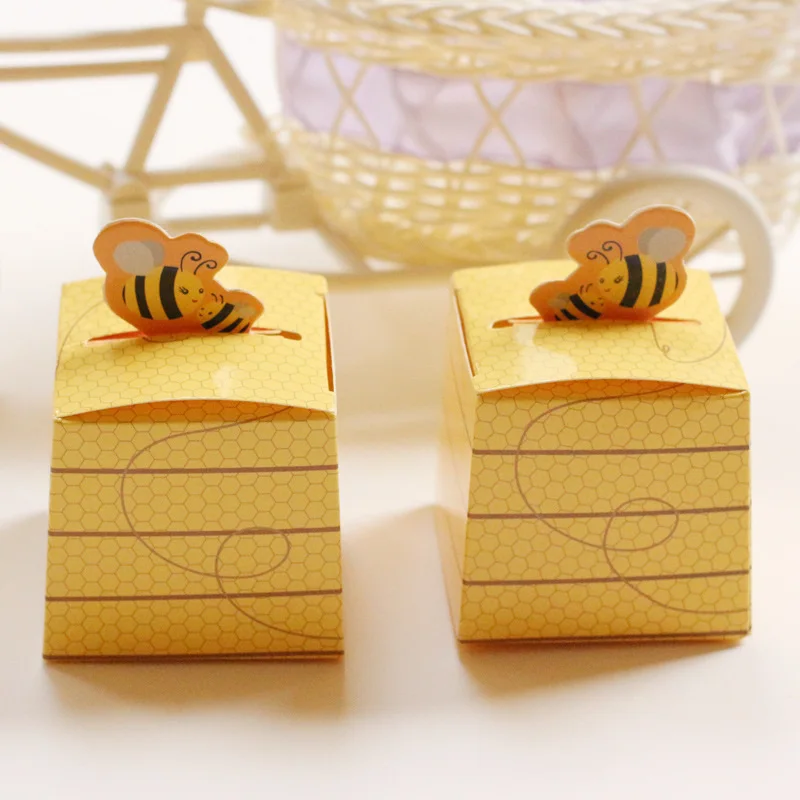 

50pcs/lot Yellow Bee Honey Baby Shower Favors Candy Boxes Baptism Christening Birthday Gift Boxes Party Favor Supplies