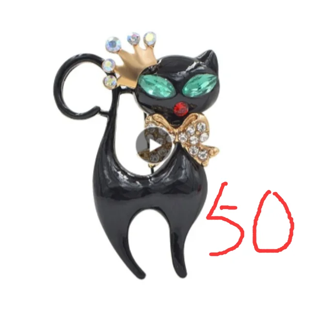 

Customized Brooches