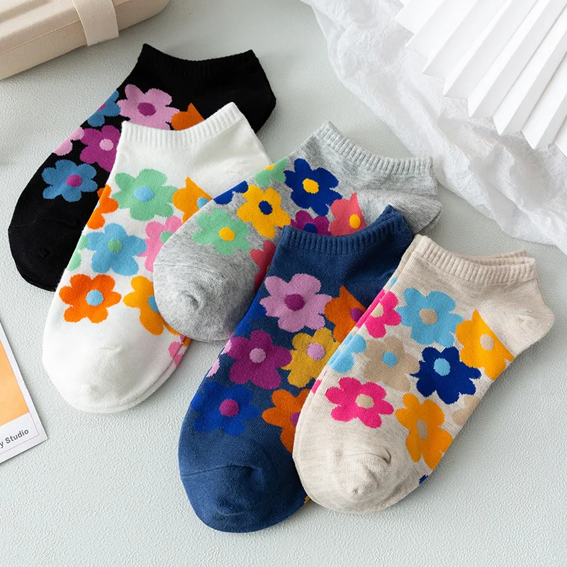 

2 pairs of spring, summer and autumn thin socks women's vitality sun flower cotton socks fresh invisible women's socks 35-40