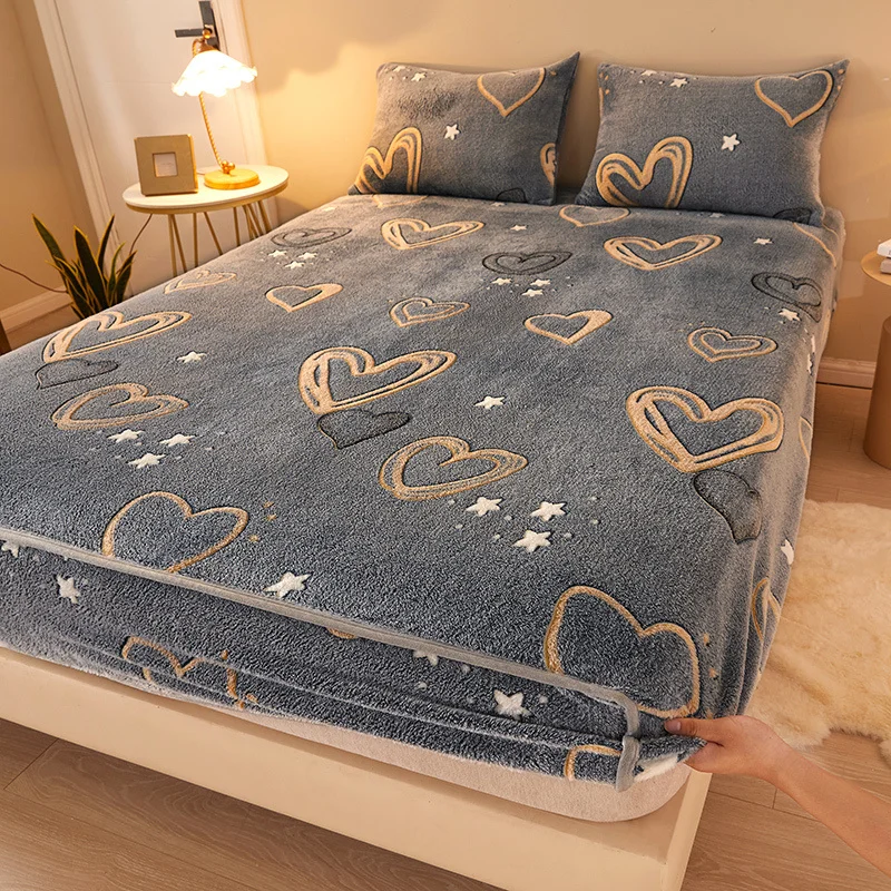 

Cartoon Print Fleece Embossed Fitted Bed Sheet Soft Cozy Stretch All-inclusive Bed Mattress Protector Cover Winter Bed Sheet