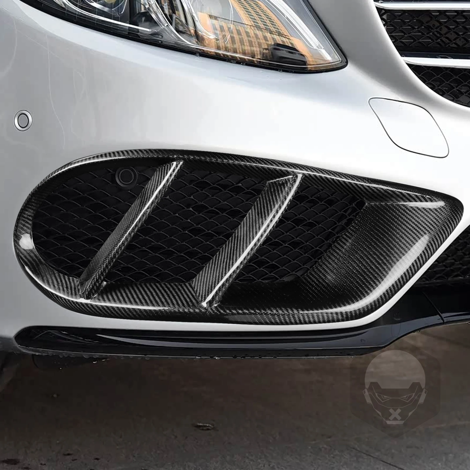 Фото Для Mercedes-Benz C-Class W205 2015-2018: Накладка на воздухозаборник переднего бампера из настоящего сухого карбона, аксессуары для тюнинга автомобиля №2