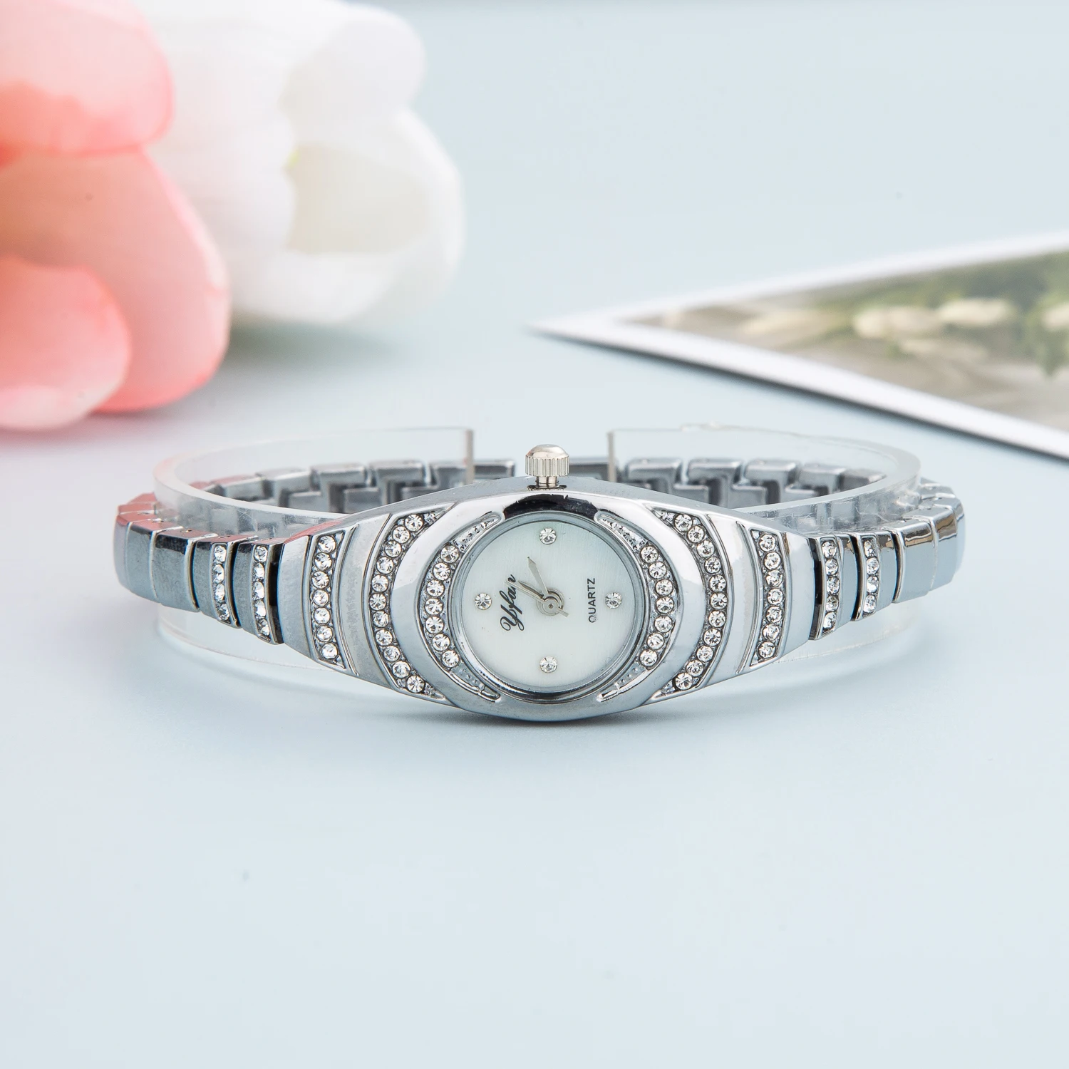 2023 New Luxury Watch for Women Crystal Diamond Bracelet  Watches Dresses for Womens Fashion Quartz Wristwatches Free Shiping