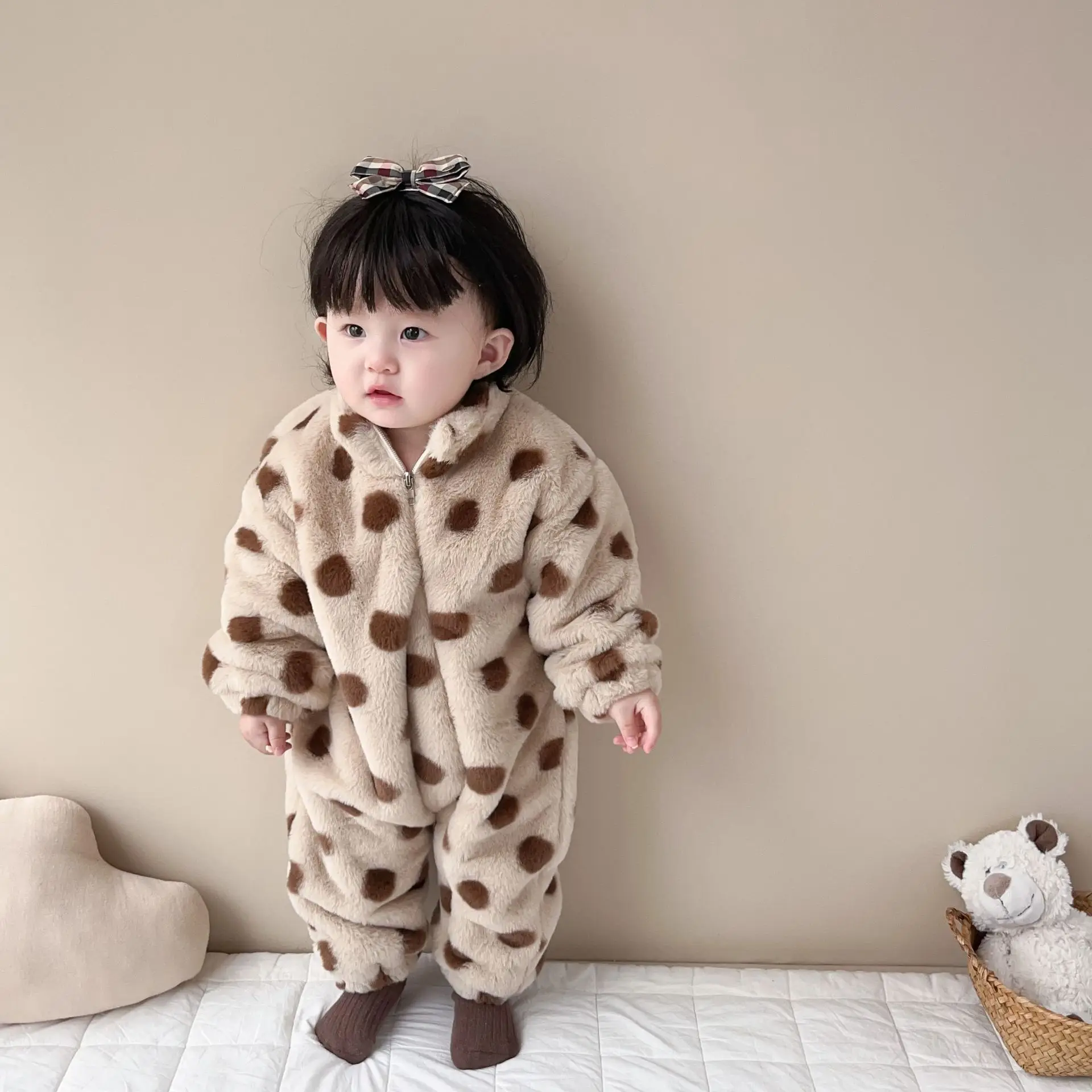 66-90cm Winter Baby Jumpsuit Dot Thickened Plush One-piece Suit Baby Girl Romper Girl Outwear Baby Girl Clothes