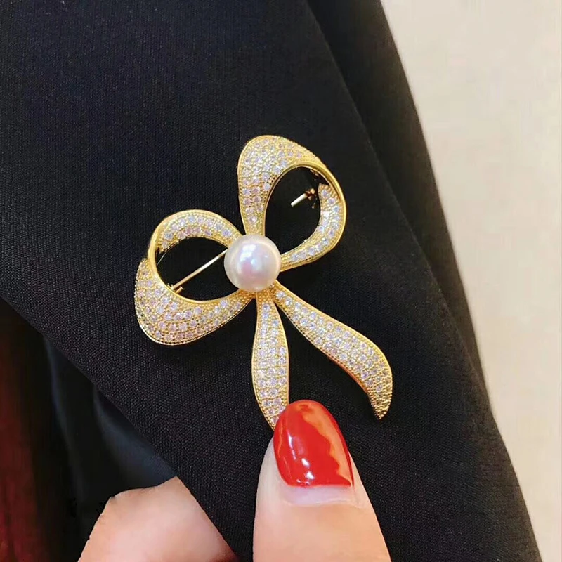 

MeibaPJ 9-10mm Natural Semiround Pearl Bow Corsage Brooch Fashion Sweater Jewelry for Women