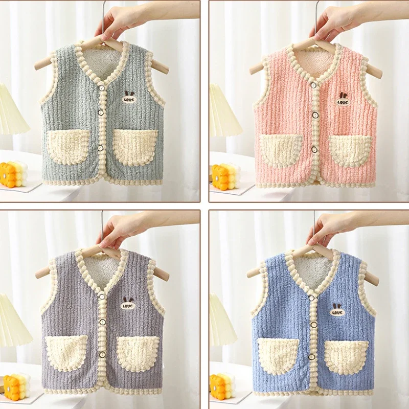 Детский жилет осенне-зимний корейский бархатный теплый для малышей накидка