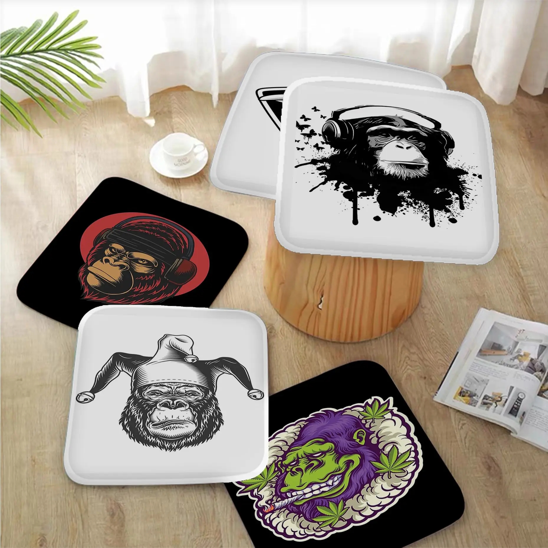 

Monkey Art Painting Simplicity Multi-Color Fabric Cushion Non-slip Living Room Sofa Decor Students Stool Tatami Office Seat Mat