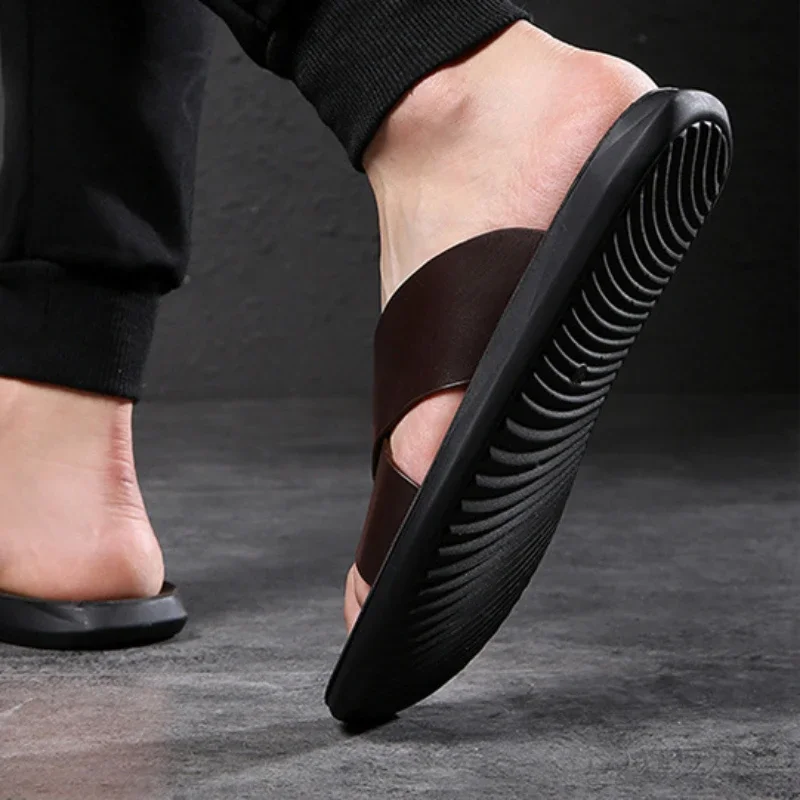 Мужские летние шлепанцы из натуральной кожи мягкая подошва удобные сандалии