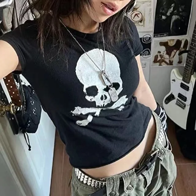 

Summer Short Trashy Women Goth Shirt Clothes Young Top Girls Sleeve Crop Top 2000s Tees Streetwear Y2k 2023 Aesthetic Clothes