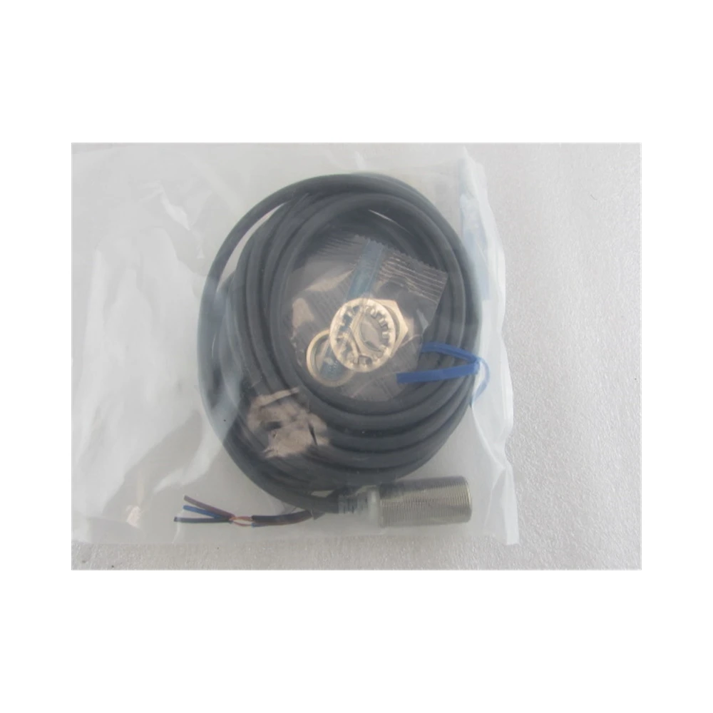 

Original proximity switch sensor E2EQ-X7D1-M1GJ 0.3M