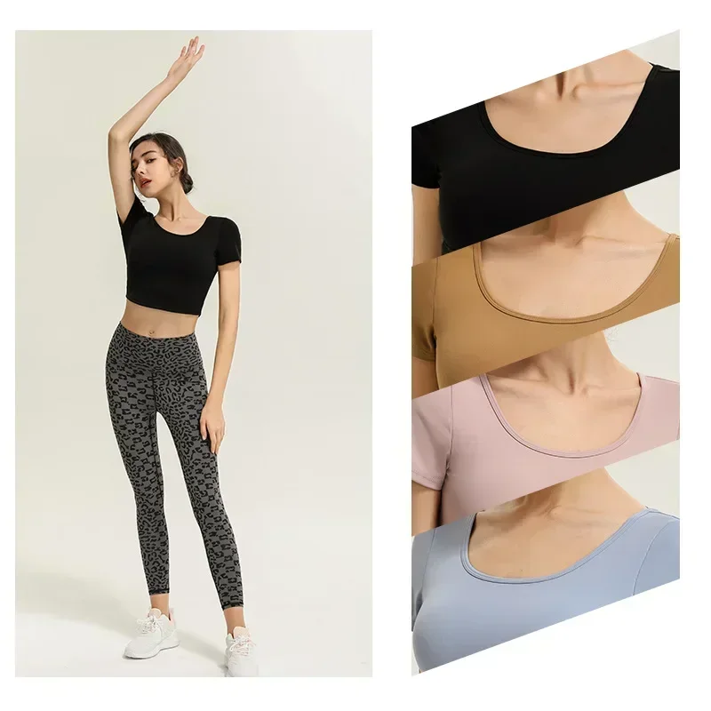 Европейская и американская короткая спортивная футболка с короткими рукавами