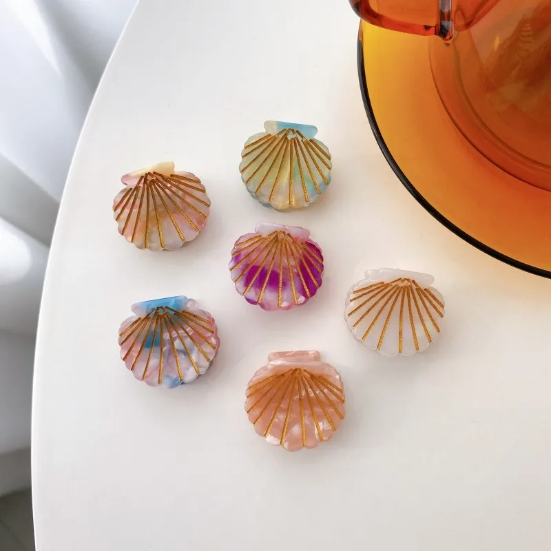 

2023 New Shark Clip Shell Hair Clip Geometric Hairpin Headwear for Women Vintage Hair Claw Makeup Bath Hair Accessories Gifts
