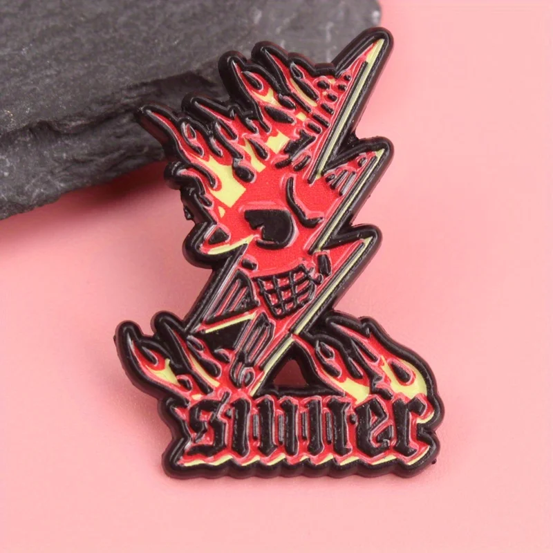 Эмалированная булавка Inferno Spirit — динамический пламенный мотив с градиентной
