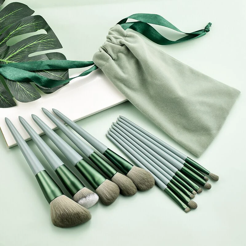 

13Pcs/set Quick-drying Makeup Brushes Four Seasons Green Milk Tea Color Makeup Brushes Super Soft Cangzhou Blush Brushes