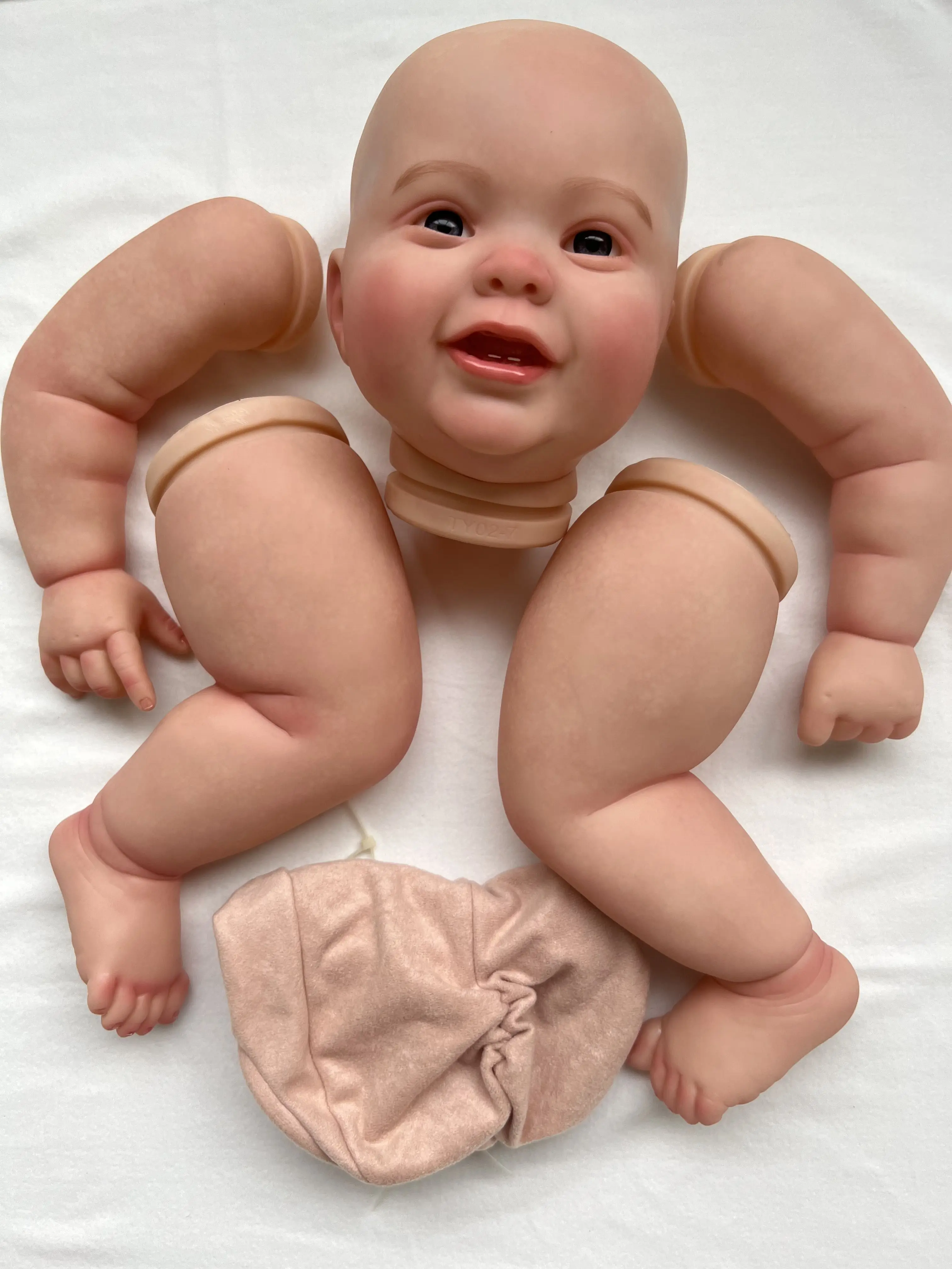 24inch Already Painted Huge Fat Reborn Doll Parts Kodi Bear Lifelike Soft Touch 3D Painting with Visible Veins Cloth Body Includ