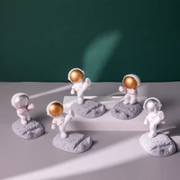 home decoration resin phone holder cake topper cosmonaut astronaut figurines miniatures spaceman phone bracket ornament