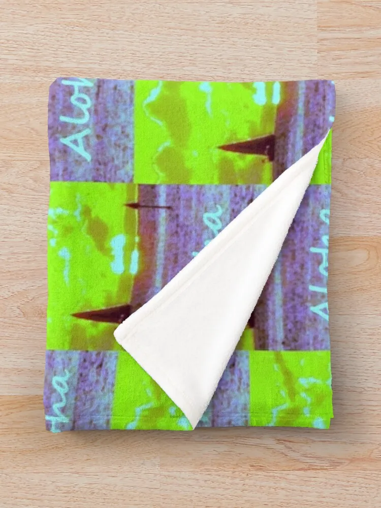 Фиолетовое одеяло Leahi Park Sunset Aloha IX декоративное очень большое