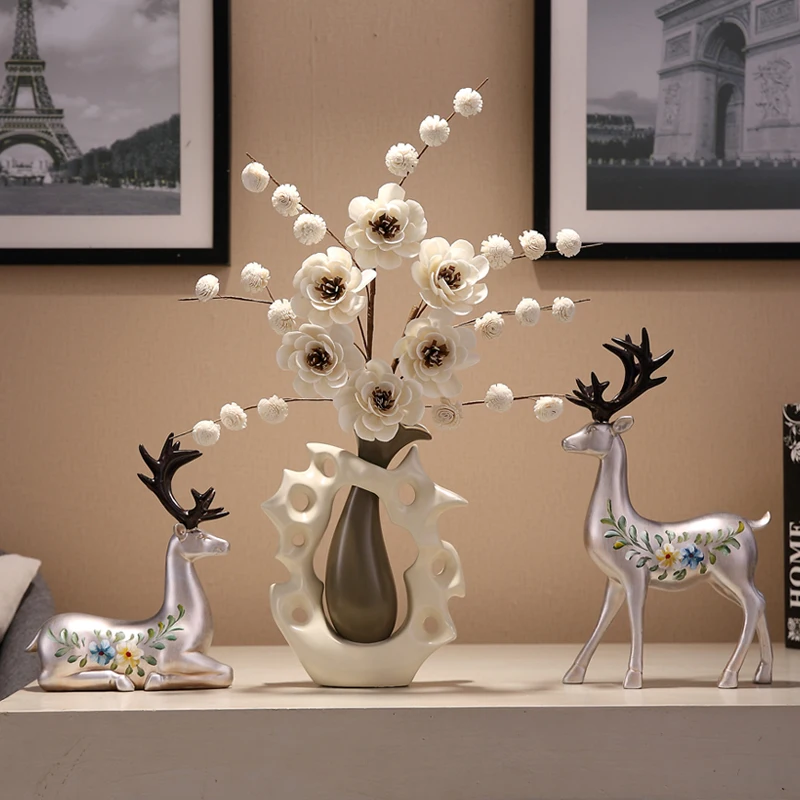 

EUROPEAN RESIN DEER ORNAMENTS CERAMIC VSAE ACCESSORIES TV CABINET LIVINGROOM FURNISHINGS CRAFTS OFFICE COFFEE TABLE DECORATION