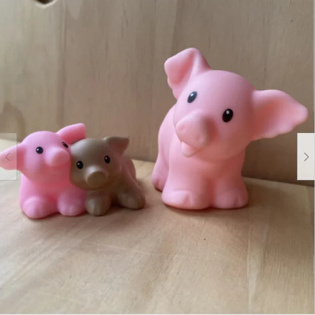 

LOT OF 2PCS 2.5 INCH Fisher Price Little People Farm Barn Animal Pink Pig Piglet Baby Mama Toy