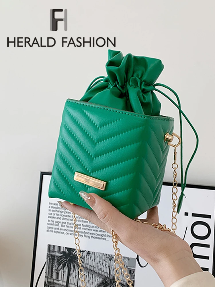 

Fashion Women Shoulder Bags Female Thick Chain Quilted Side Bags Ladies Pu Leather Clutch Handbag Ladies Box Shape Crossbody Bag