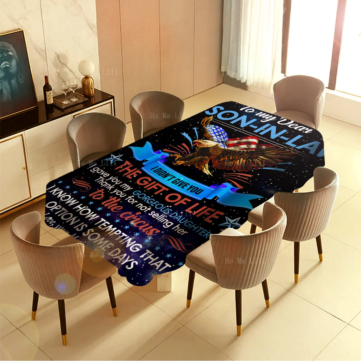 Прямоугольная скатерть с изображением американской белой головы орла надписью