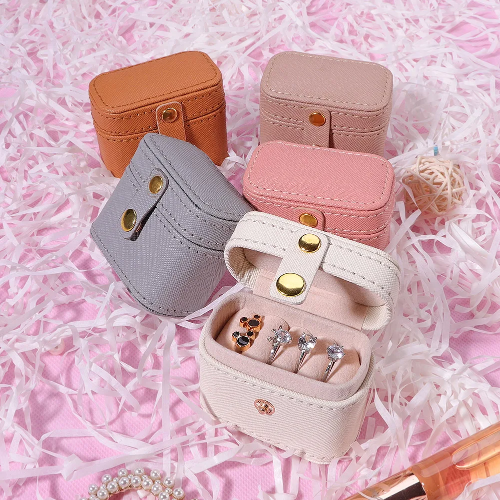 

Мини-органайзер для ювелирных изделий, дорожный бокс для хранения украшений, простых сережек, колец, портативный держатель для ювелирных из...