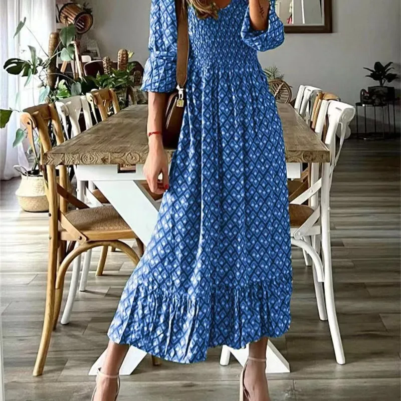 Рисунок 4 - Платье-миди ТРАПЕЦИЕВИДНОЕ с цветочным принтом