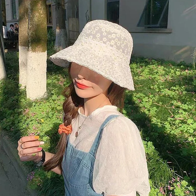 

Unisex Bucket Hat Double-Side Outdoor Fishing Cap Women Men Sunscreen Hats Daisy Embroidery Fisherman Caps Double Wear Hats