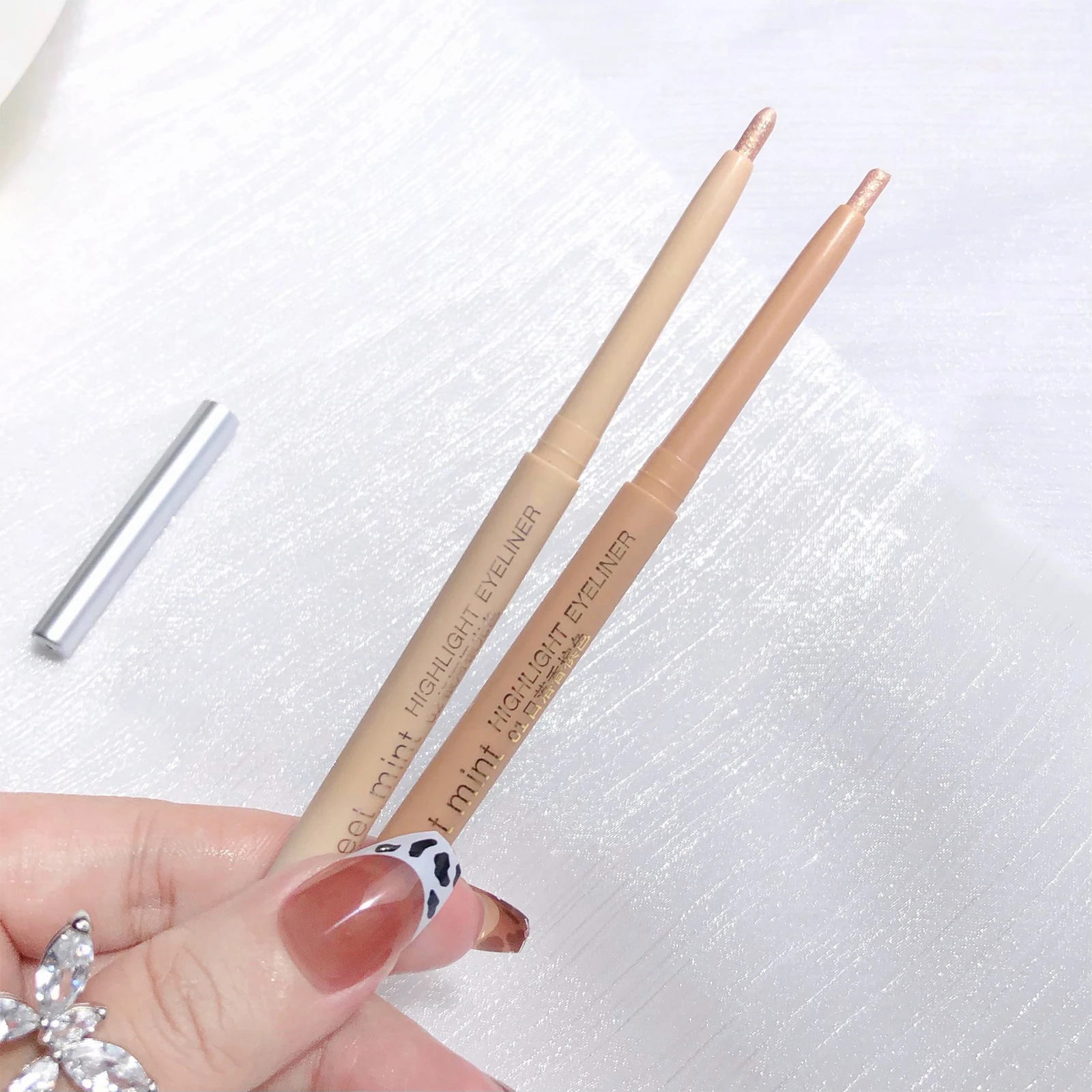 

Lying Silkworm Pencil Galaxy Glitter Powder Eye Shadow Pen Durable Waterproof Shiny Eyeliner Pencil Line Pencil Stick Makeup