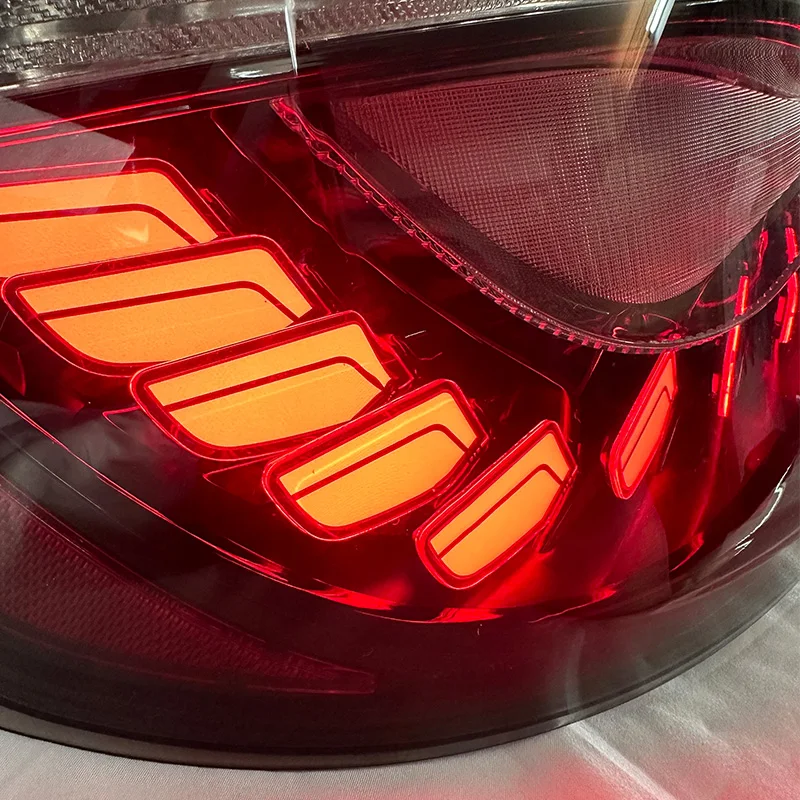 Фото J ONE Подходит для задних фонарей BMW M2 F87, 2 серии F22 F23 220I 225 228 M2C, модернизированные OLED-фонари GTS с эффектом рыбьей чешуи. №5