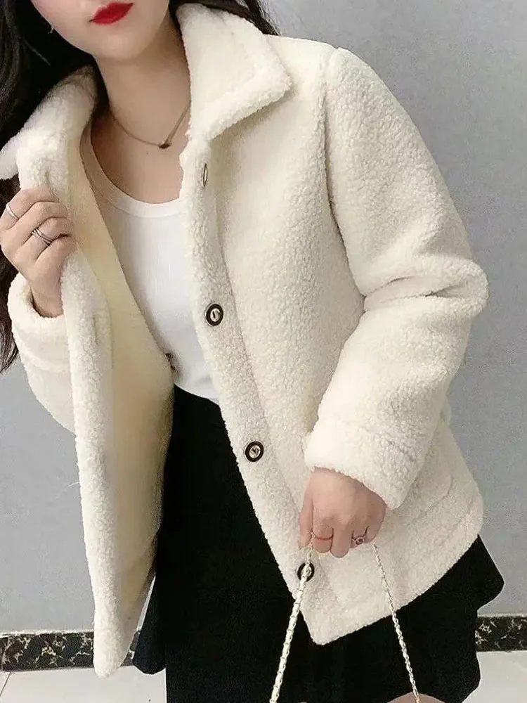 Утолщенное теплое пальто из искусственной