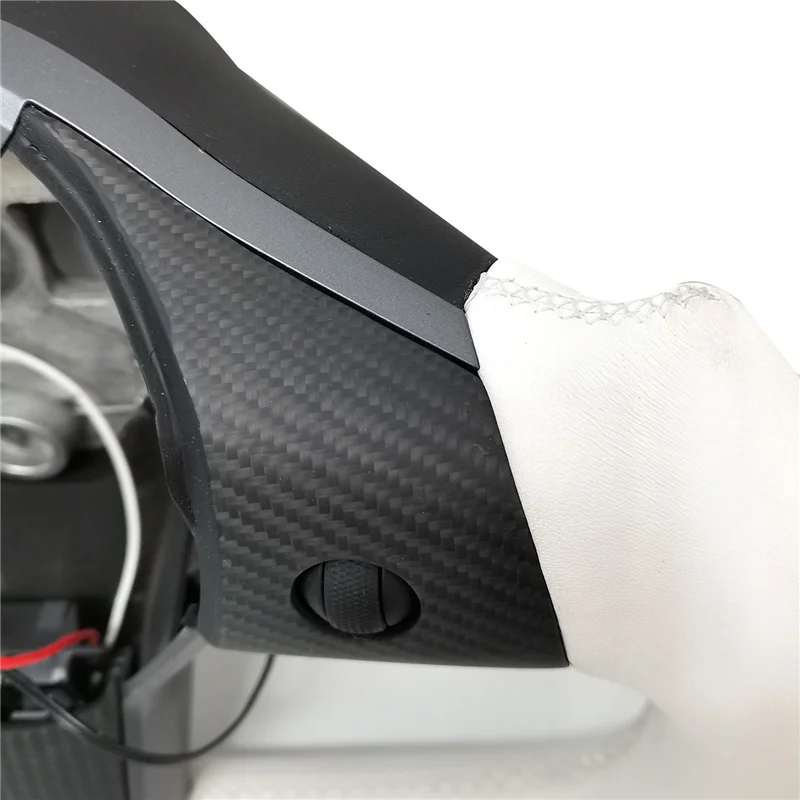 

Yoke Style Steering Wheel Carbon Fiber Panel Cover for / Model Y 2017 18 19 20 2021 2022 Without