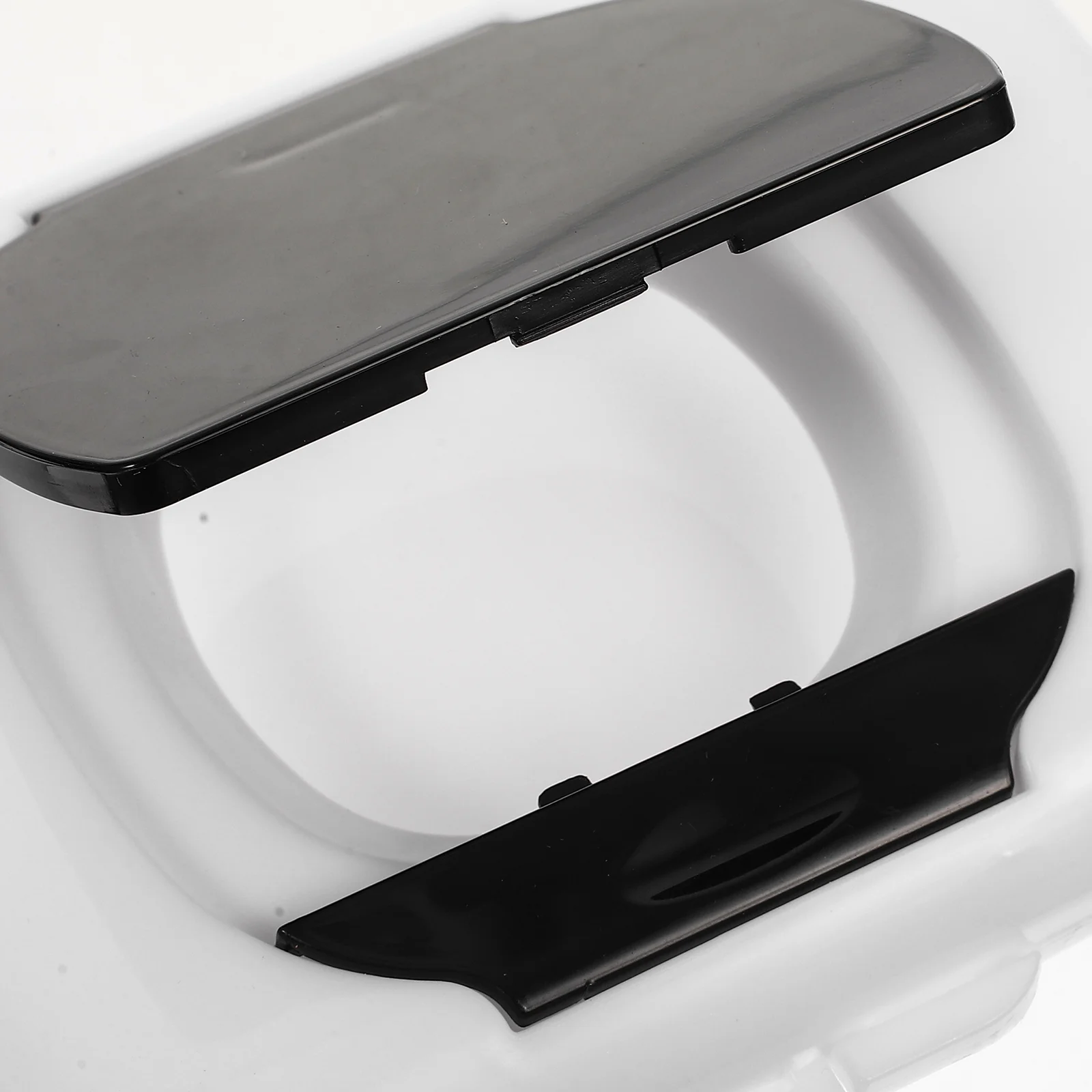 Рисунок 4 - Контейнер для салфеток для путешествий