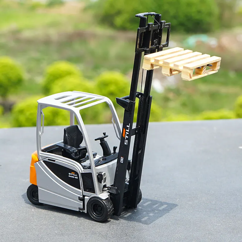 

1:25 Scale RX20-20 Forklift Lifting Stacker Engineering Forklift Truck Model Diecast Metal Vehicle Toy Collection Collectible