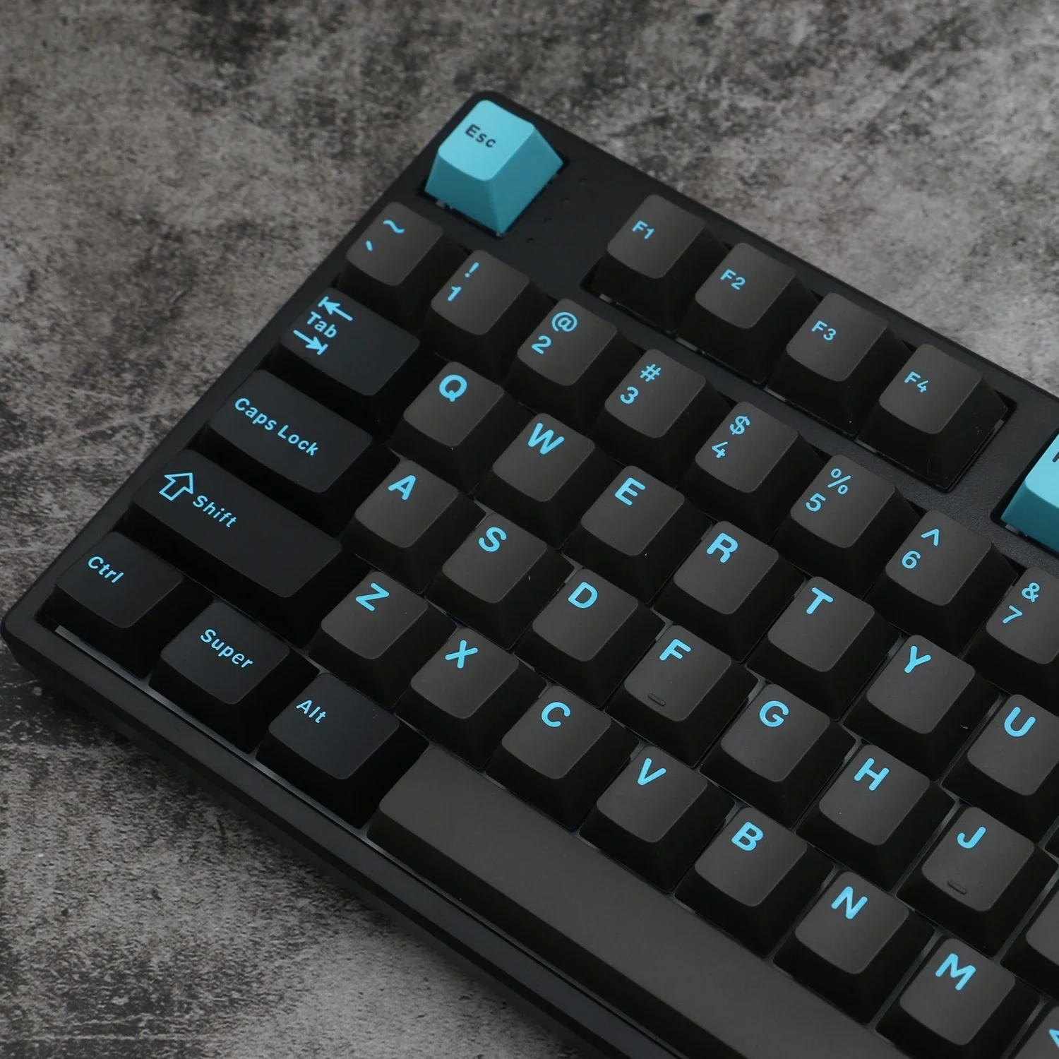 Графитовый синий PBT двухцветный формовочный колпачок 135 клавиш вишневый