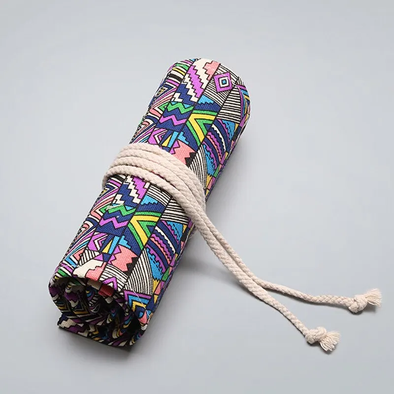 

Тканевый пенал для карандашей 48 шт