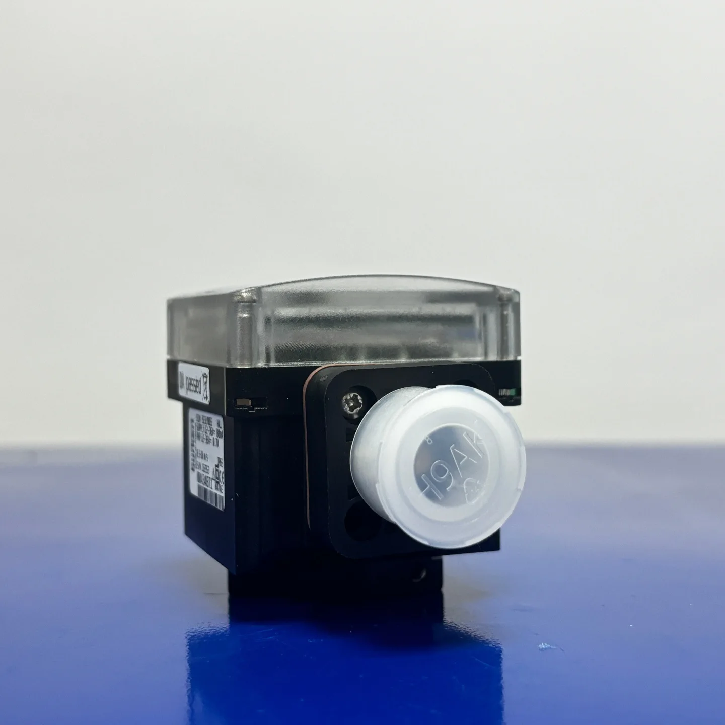 Фото Датчик расходомера Burkert SE32/8032 00434871, 12~36В, 80мА №3