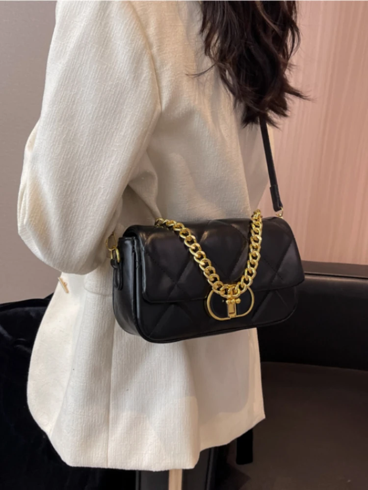 

High Quality Leather Square Chains Handle Women's Shoulder Bag Fashion Hobos Design Diamond Lattice Female Shopping Purse Bag