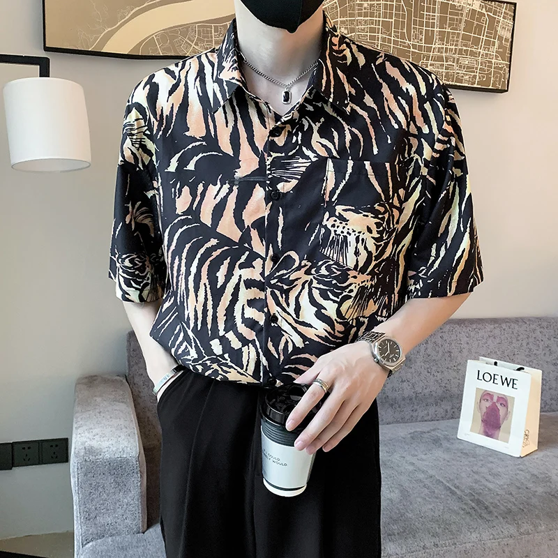 2022 Summer Tiger Pattern Shirts Men Short Sleeve Loose Casual Shirt Social Party Streetwear Oversized Lapel Tops Men Clothing