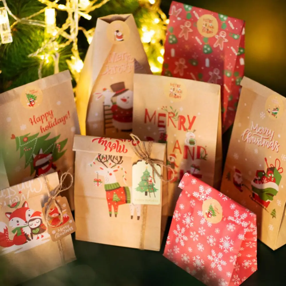 

24pcs/Set Christmas Kraft Paper Bags Santa Claus Snowman Xmas Christmas Gift Bag Candy Bags Biscuit Cookie Pouch Party Stickers
