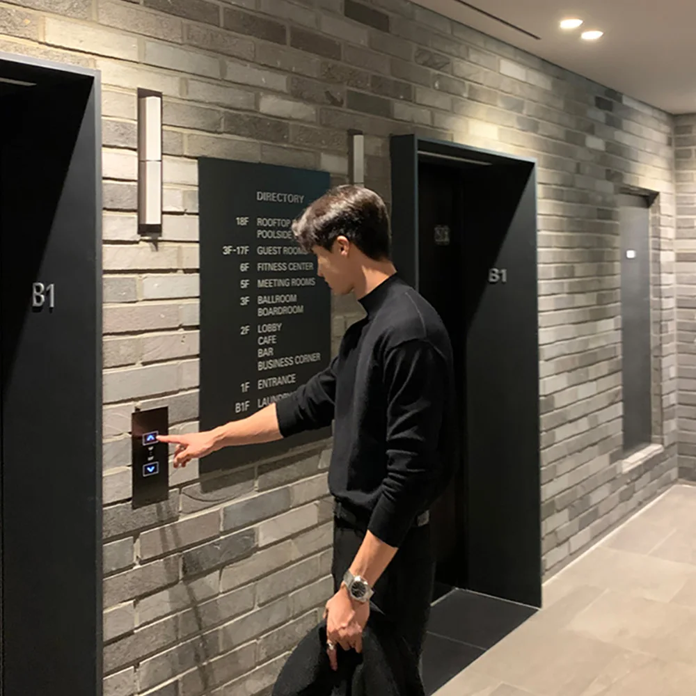 Осенне-зимний свитер с высоким воротником для мужчин однотонная универсальная