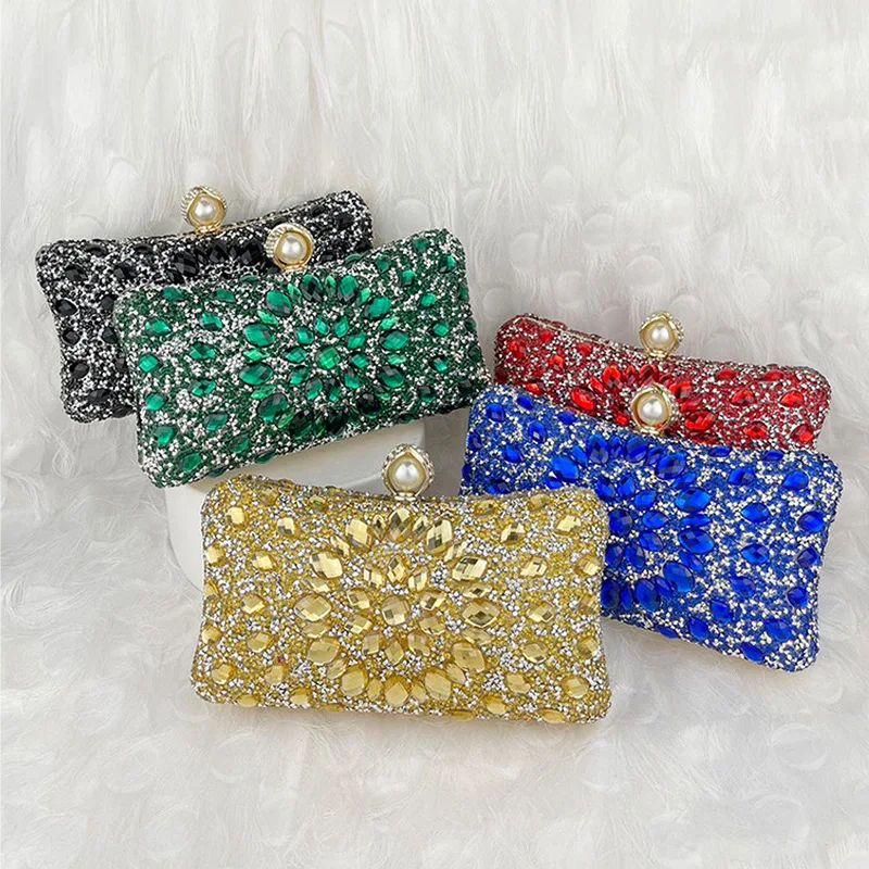 Женская сумка-Ципао с разноцветными блестящими камнями