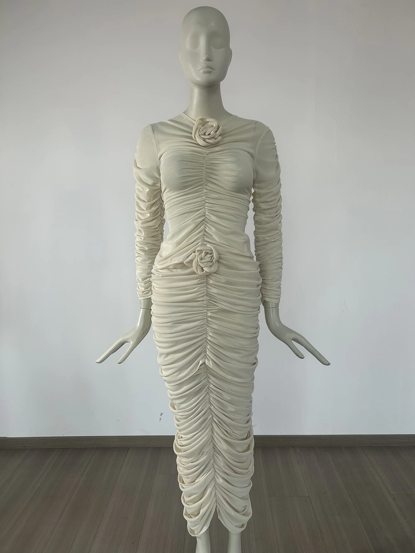 Высокое качество 2024 новый женский модный плиссированный облегающий комплект из 2