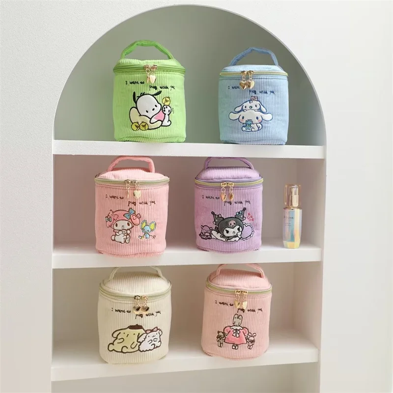 

Kawaii Sanrios Cartoon Cosmetic Case Anime MyMelody Kuromi Cinnamoroll Portable Cosmetic Bag Large Capacity Plush Storage Box