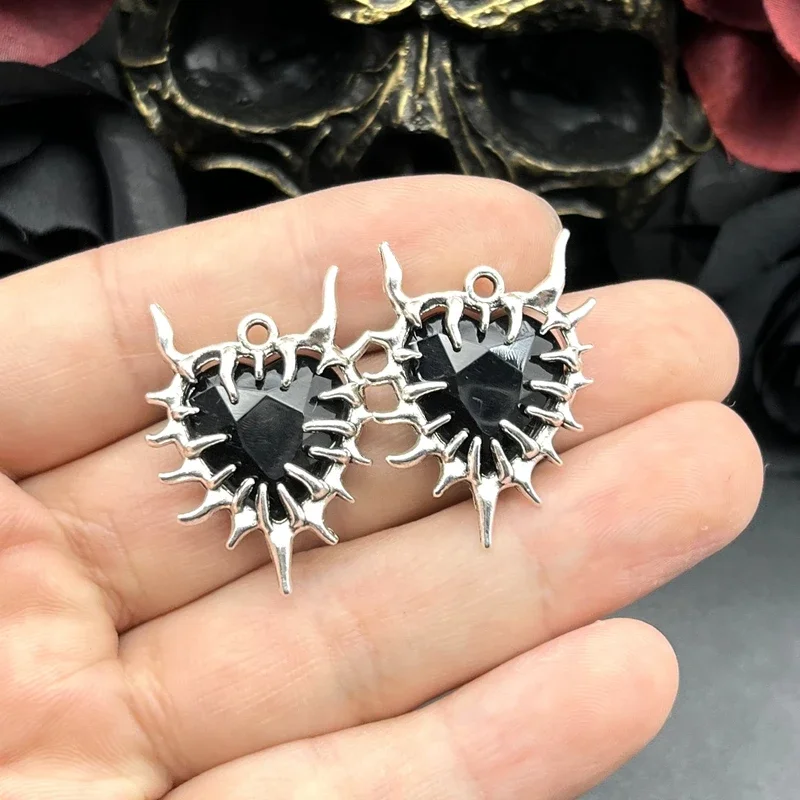 4 шт. подвески ZBOZWEI готические сердечки с шипами