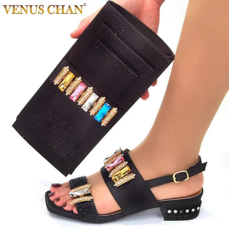 

Venus Chan Nigerian fashion low heel catwalk sandals rhinestone chain summer high quality shoes and bags set for african women