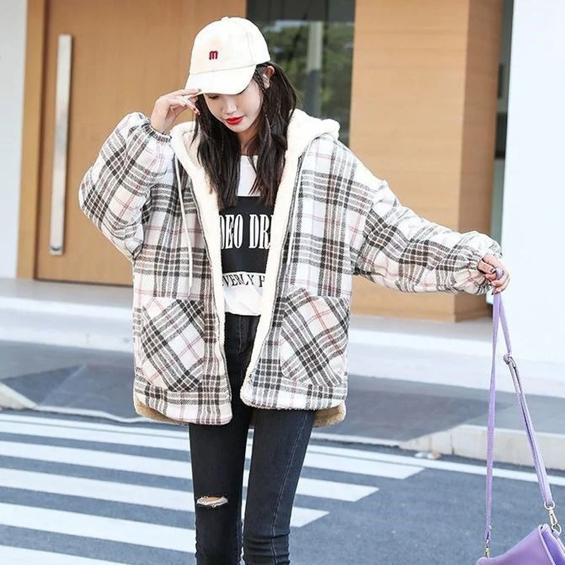 Winter Women's Cold Coat Parka Super Hot Sherpa Coat Hooded Plaid Padded Jacket Cheap Wholesale Loose Long Sleeve Top Plus Size