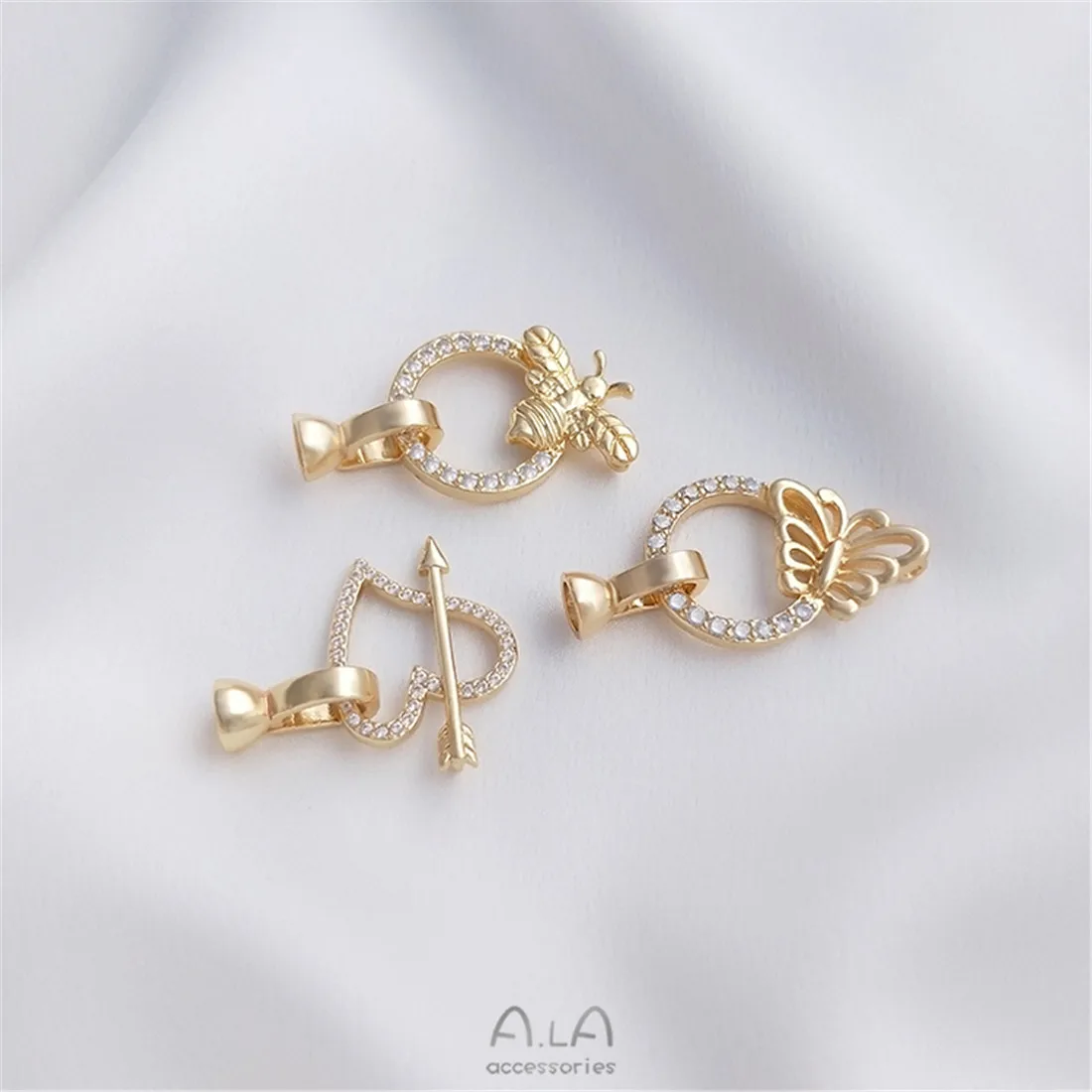 Фото Застежка-коннектор для жемчужных ожерелий с позолотой 14K, инкрустированная цирконами, в форме стрелы, бабочки и пчелы, для самостоятельного изготовления ювелирных изделий №2
